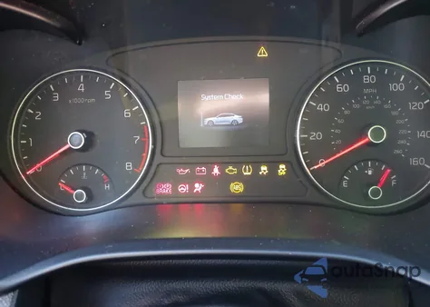 2018 Kia Optima S z USA, uszkodzony, nr VIN 5XXGT4L3XJG242281